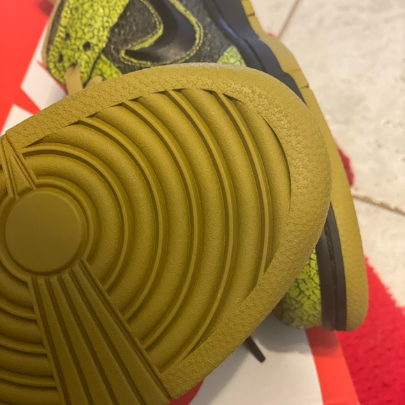 Nike Dunk Low Retro “Halloween Skull” Size 9 BRAND NEW
OG EVERYTHING! - Picture 11 of 14